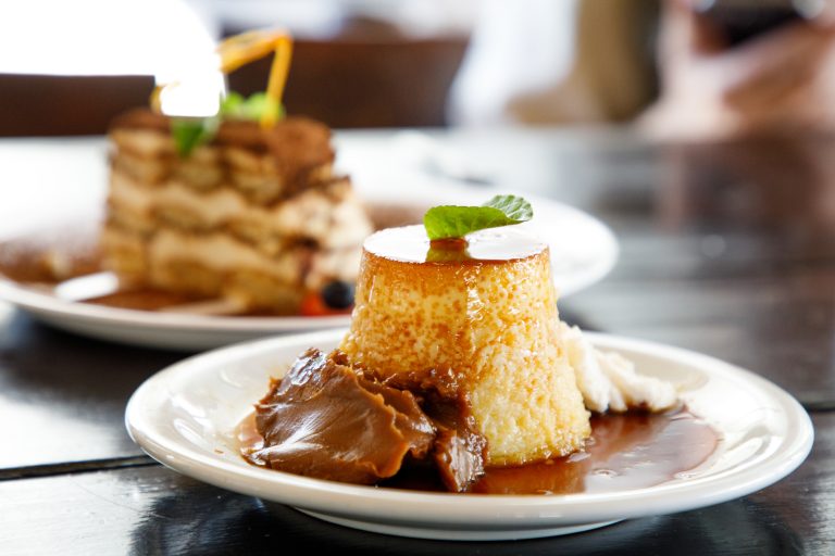 Flan,Con,Dulce,De,Leche,-,Condensed,Milk,Pudding,And