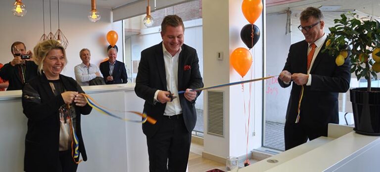 79f1d51e72f718c74fc3e08cb40aff57