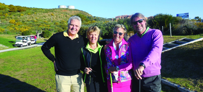 Första boll tee 1 Björn och Lisa Magnusson och Marie och Pelle Christoffersson 