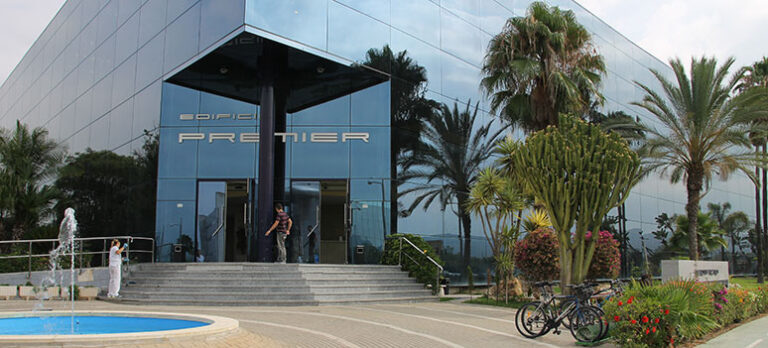 faa8f4637bd81f8f9fa80c45baa68944