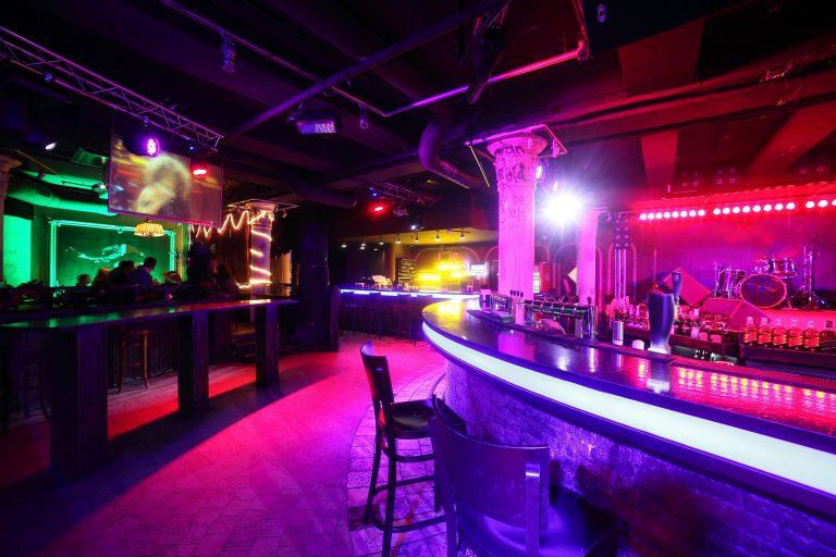 European,Stylish,Night,Club,With,Bright,Lights