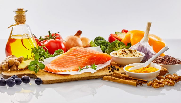 Panoramic,Banner,With,Fresh,Healthy,Food,For,The,Heart,And