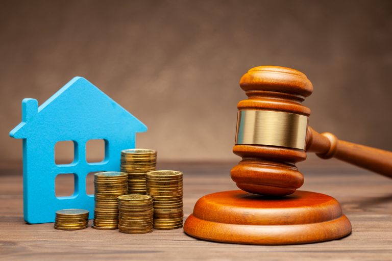 Divorce,By,Law.,Division,Of,Property,After,A,Divorce.,House