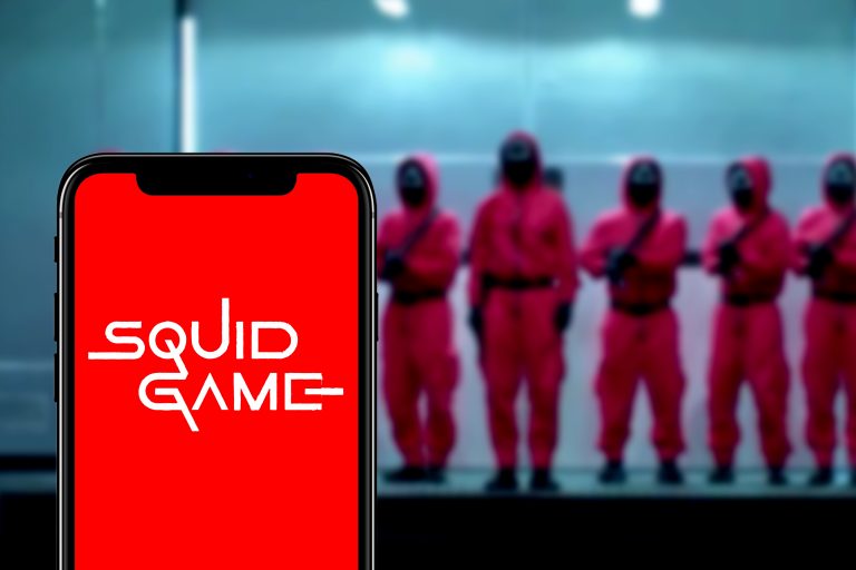 Smartphone,With,The,Logo,Of,"the,Squid,Game",(hangul:,???