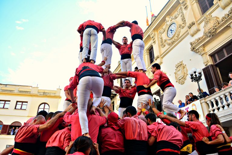 Espana,catalonia,18.8.2018.the,Castellers,De,Vilafranca,Is,A,Cultural,And,Sporting,Association