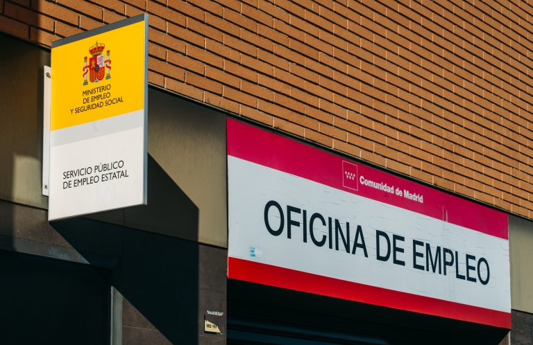 Madrid,,Spain,-,Jan,11,,2020:,Spanish,Government,Employment,Office