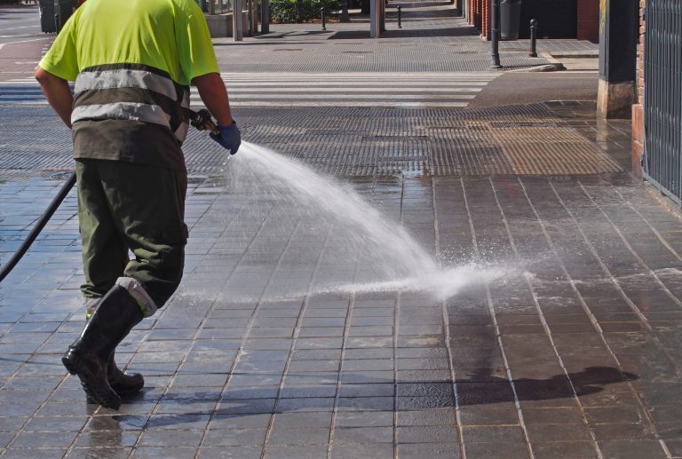 City,Workers,-,Cleaning,And,Washing,Of,City,Streets