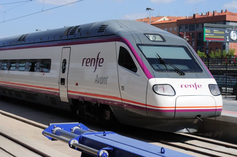 Toledo,,Spain,-,April,29,,2009:,A,Renfe,Avant,High