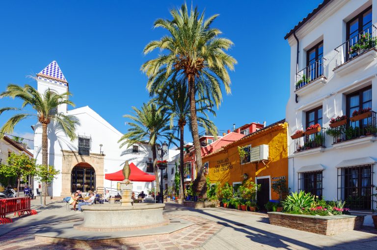 Marbella,,Spain,-,December,2017:,Color,And,Bright,Yard,With