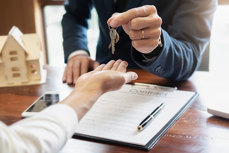 Real,Estate,Broker,Residential,House,And,Car,Rent,Listing,Contract