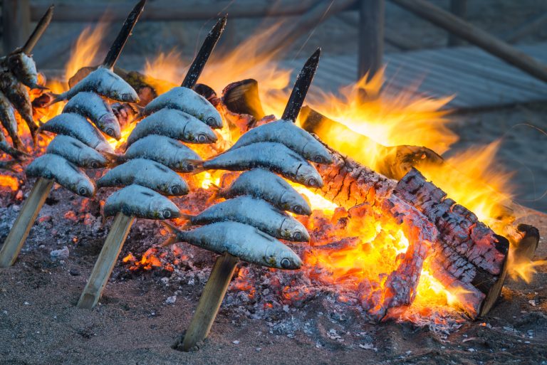 Sardines,Cooking,On,An,Open,Bbq,In,A,Traditional,Spanish