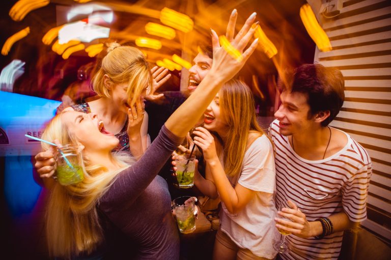 People,In,Night,Club,Dancing,,Drinking,And,Having,Fun