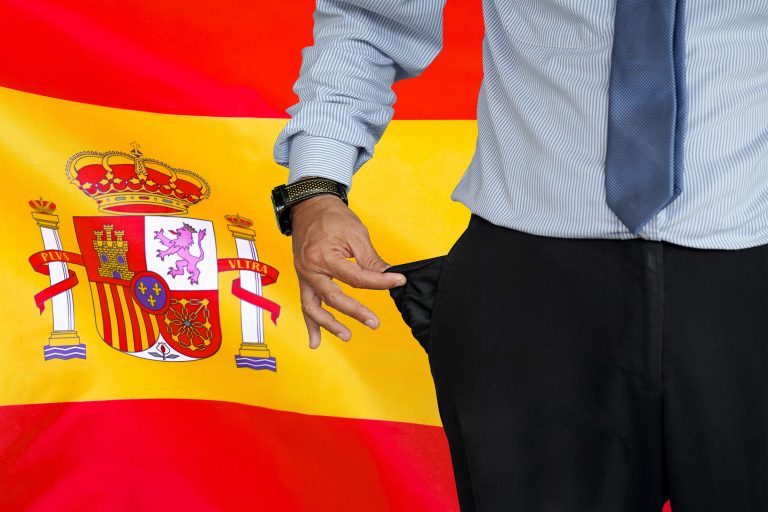 Close-up,Of,Hand,Of,Man,In,Suit,Turning,Pocket,Of