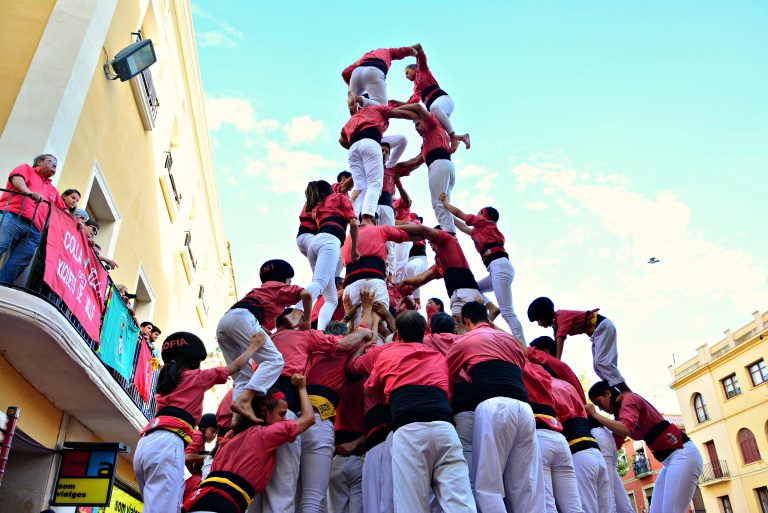 Espana,catalonia,18.8.2018.the,Castellers,De,Vilafranca,Is,A,Cultural,And,Sporting,Association