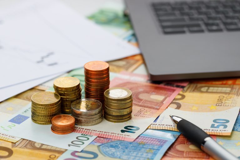 Columns,Euro,Coins,In,Focus,Close-up,On,A,Background,Of