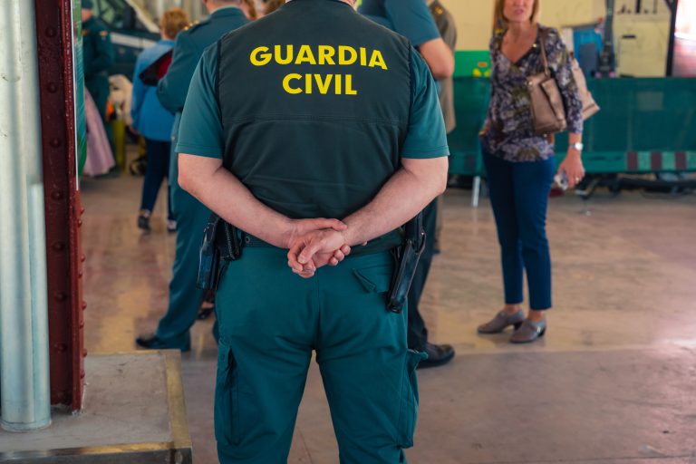 Valencia,,Spain,,May,13,,2019:,"guardia,Civil",Officer.,Armed,Law