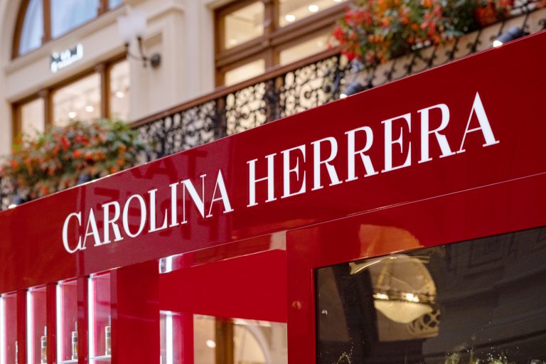 Moscow,,Russia,-,August,2019:,Carolina,Herrera,Boutique,In,Mall.