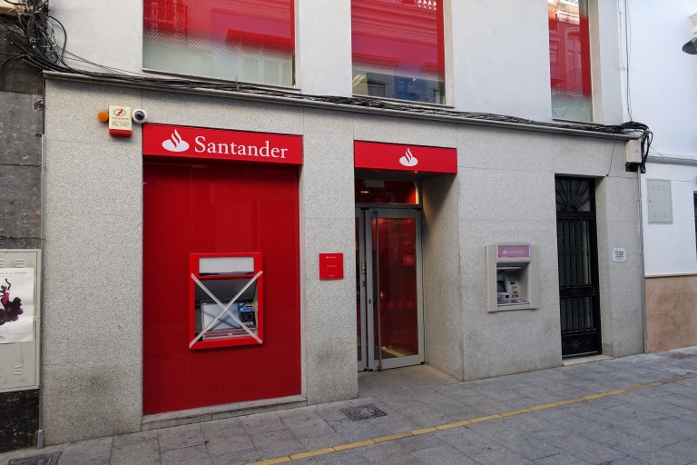 Ronda,,Spain,30,October,2019:,A,Branch,Of,Santander,Bank