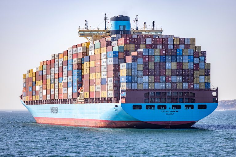 Long,Beach,,Ca,Usa,-,October,15,,2021:,Cargo,Ships