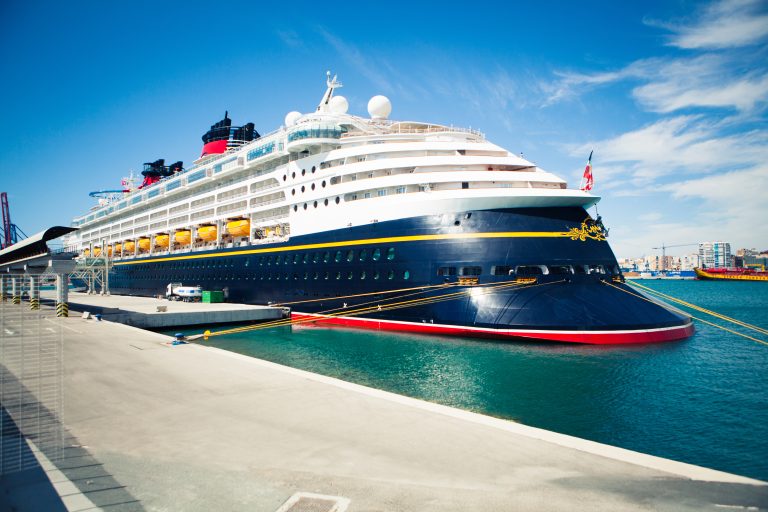 Malaga,,Spain,-,September,8,,2014:,Cruise,Liner,Disney,Magic