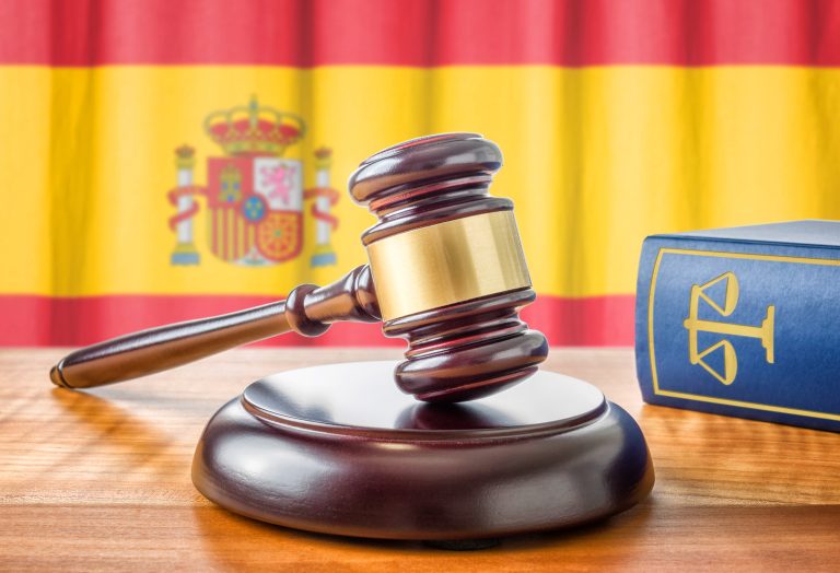 A,Gavel,And,A,Law,Book,-,Spain