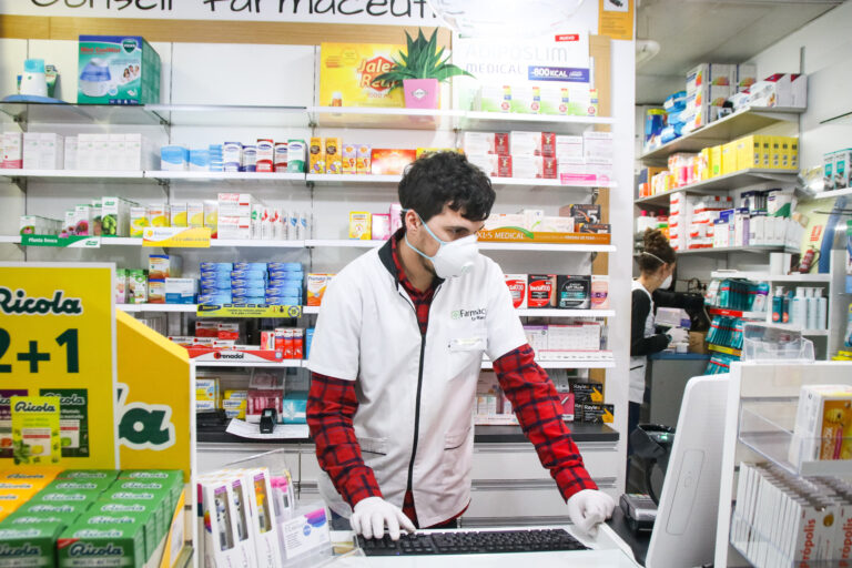 Mataró,,Catalonia,,Spain.,March,16,2020.,Pharmacist,Working.,Protection,In