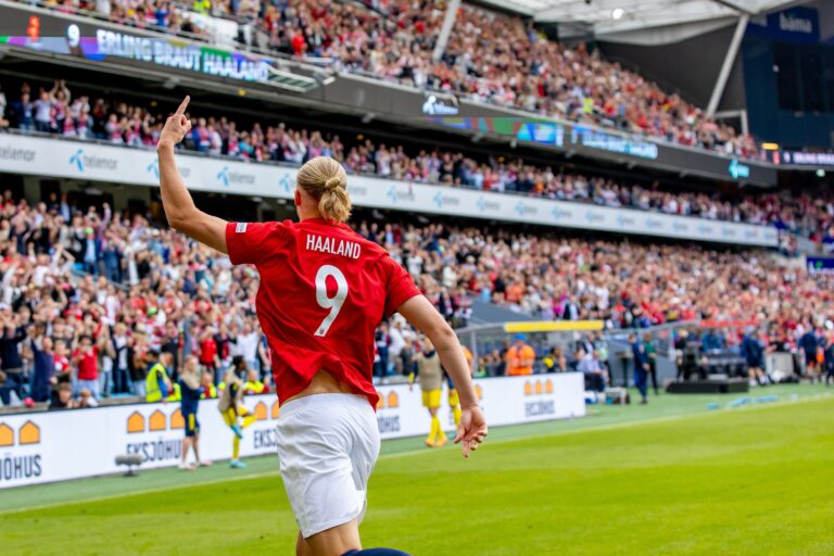 Oslo,,Norway,-,June,12th,2022:,Erling,Braut,Haaland,Celebrates