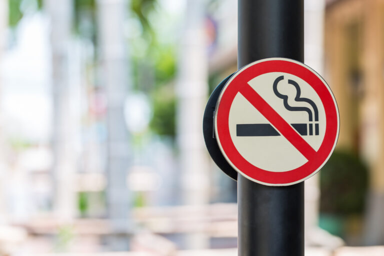 No,Smoking,Sign,With,Green,Background