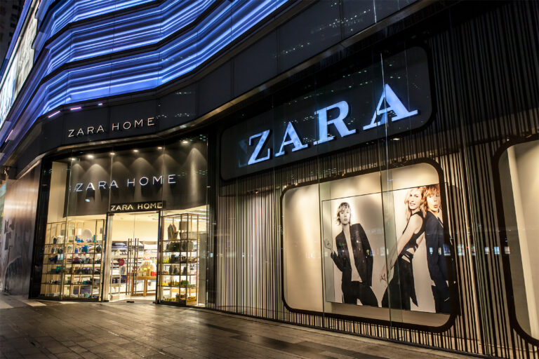 Guangzhou,,China,-,February,23,,2015:,Zara,Home,Store.,Zara