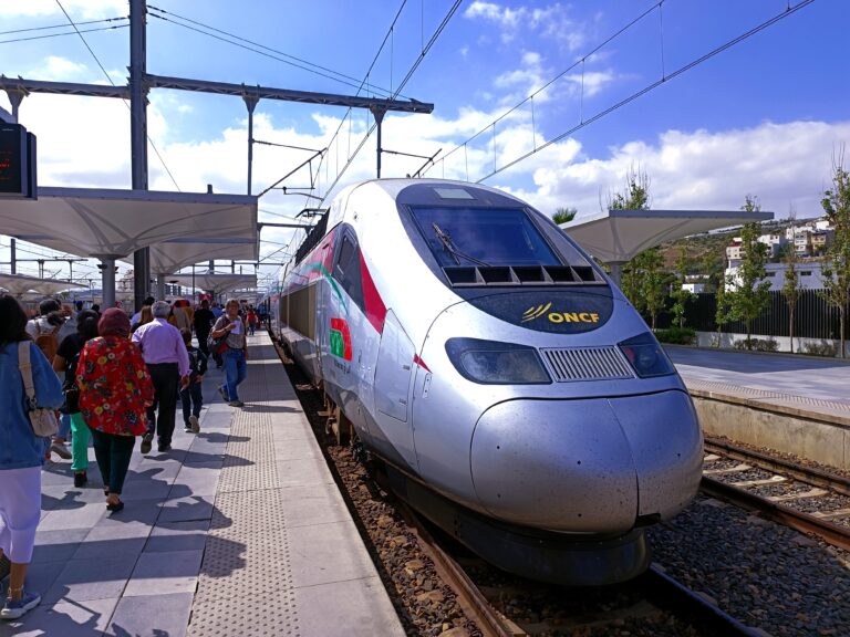 Afrikas første og raskeste høyhastighetstog. Al Boraq. Foto © Karethe Linaae