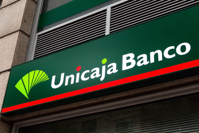 Madrid,,Spain,-,April,20,,2019.,Unicaja,Banco,Logo,On