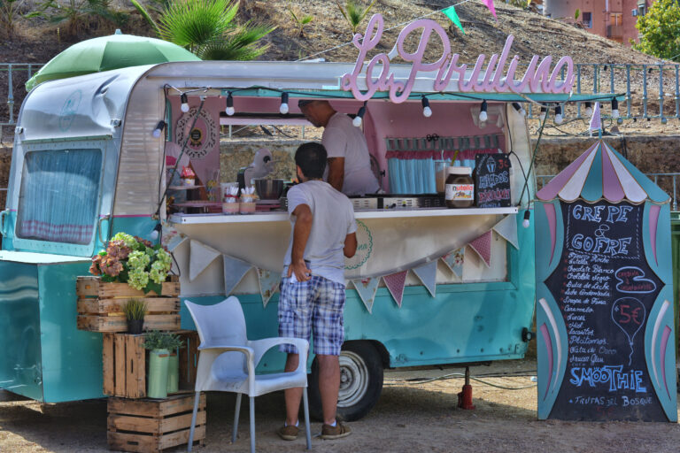 Badajoz-spain,April,19,,2021.,Food,Truck.,Street,Food.