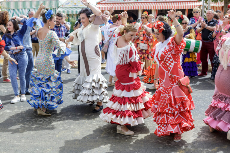 Seville,,Spain,-,May,04,,2017:,Women,Wearing,Traditional,Sevillana