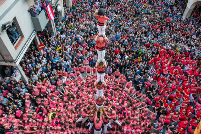 Valls,,Spain,-,October,25,,2015:,Castells,Performance,During,Santa