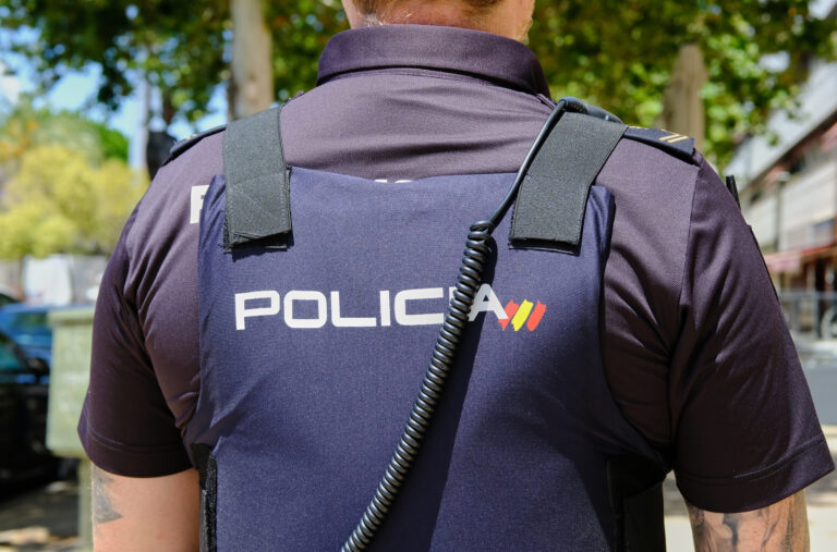 Sevilla,,Spain,-,June,05,,2022:,Police,Officer,Of,The