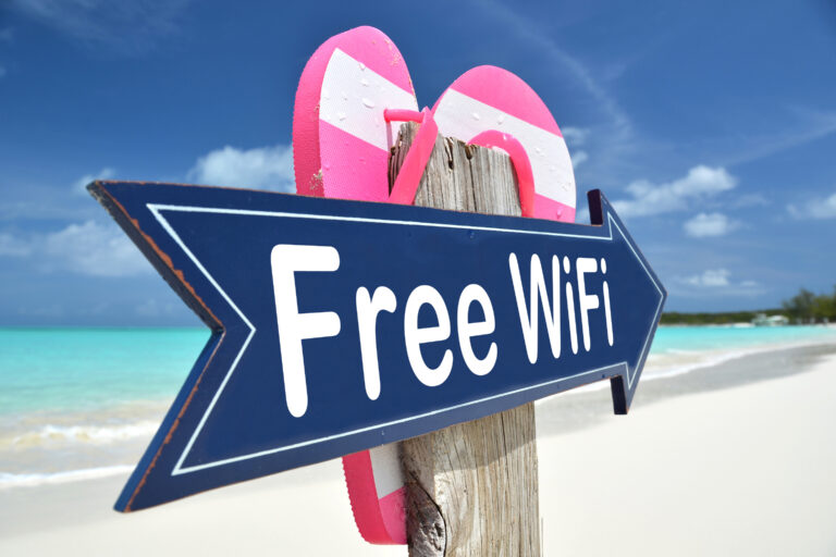 Free,Wifi,Arrow,On,The,Beach