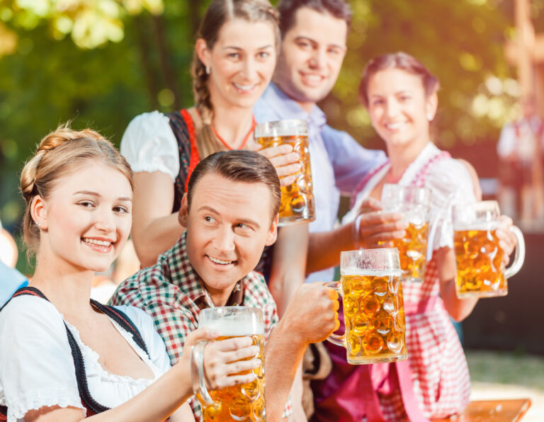 In,Beer,Garden,-,Friends,In,Tracht,,Dirndl,And,Lederhosen