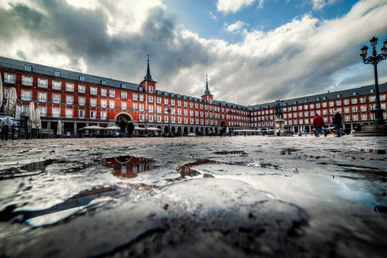 Rain,Clouds,Over,Plaza,Mayor,In,Madrid,,Spain