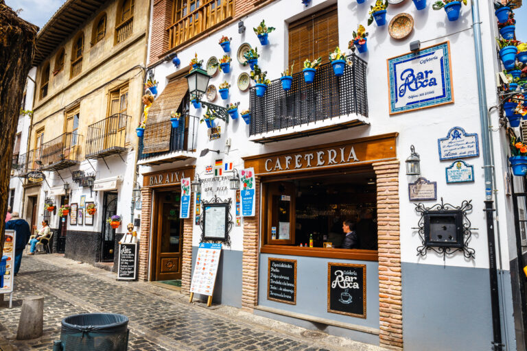 Granada,,Spain,,April,06,,2018:,Street,View,Of,The,Historic