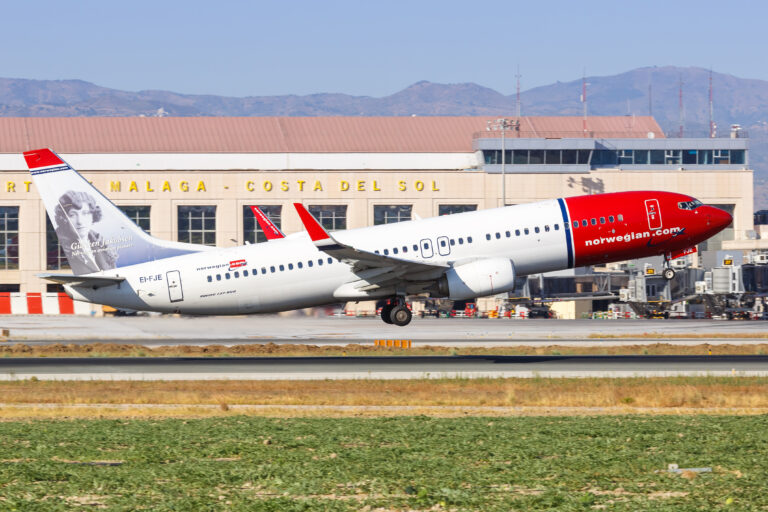 Malaga,,Spain,ñ,July,28,,2018:,Norwegian,Boeing,B737-800,Airplane