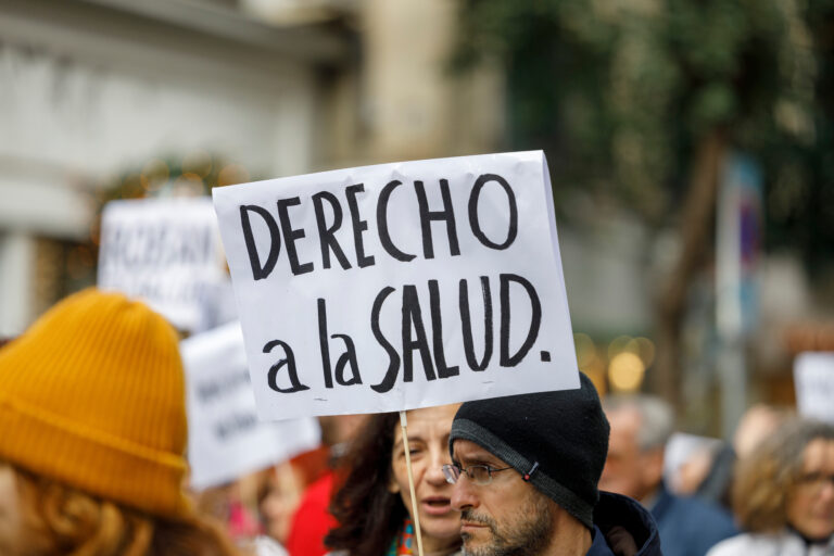 Madrid,,Spain;,12,21,,2022;,Public,Health,System,In,Spain's