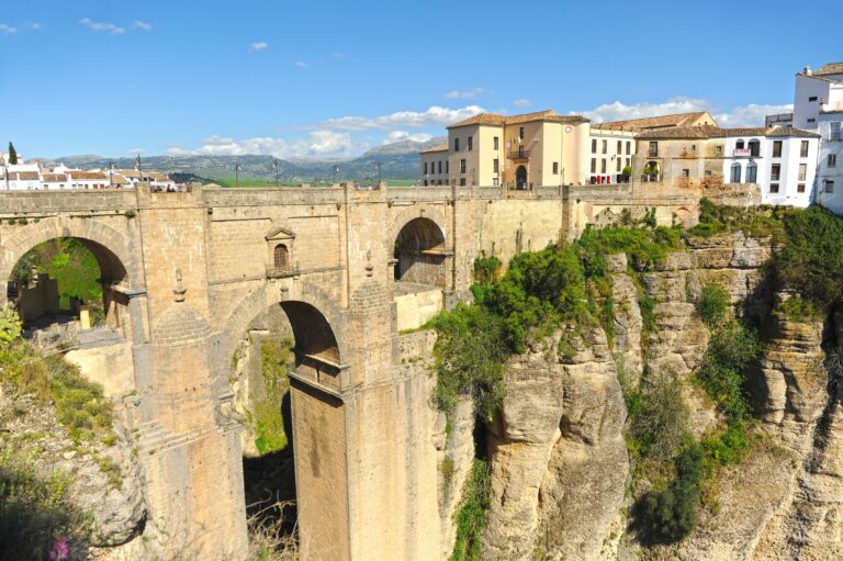 Ronda,,Spain;,Apr,24,2016:,New,Bridge,(puente,Nuevo),Over