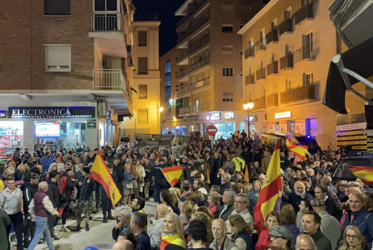 fc6bbc2e-2b37-4c1a-a714-1fcbc857ef1c_16-9-discover-aspect-ratio_default_0