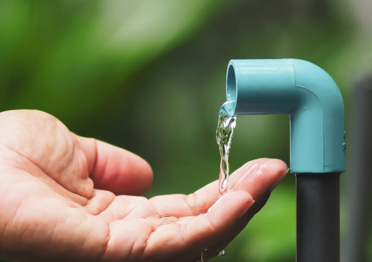 Concept,Of,Water,Shortage,,Water,Crisis,,Drought,,Global,Warming,Effect.