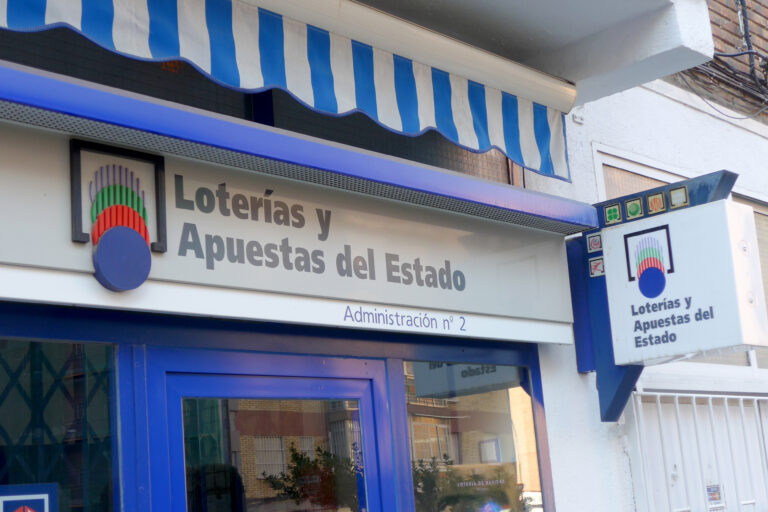 Madrid,,Spain,-,December,5,,2017:,Loteria,De,Navidad.,Facade