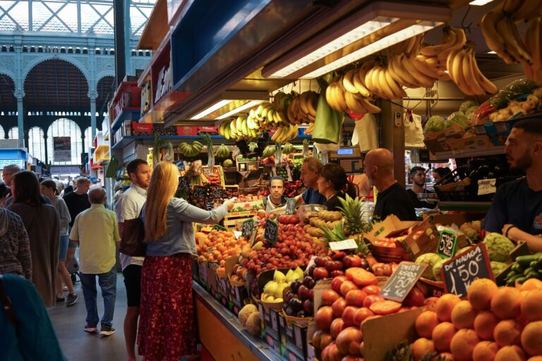 Málaga,,Málaga,,Spain,-,April,27,2023:,People,Shopping,At