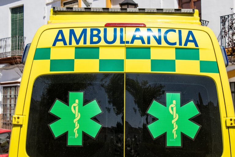 Seville,,Spain,-,July,04,,2022,Ambulance,Driving,Through,The