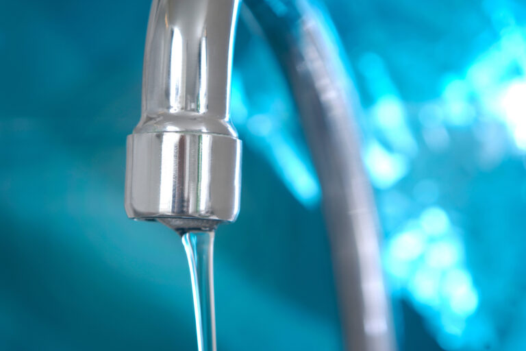 Faucet,With,Little,Water,Pressure