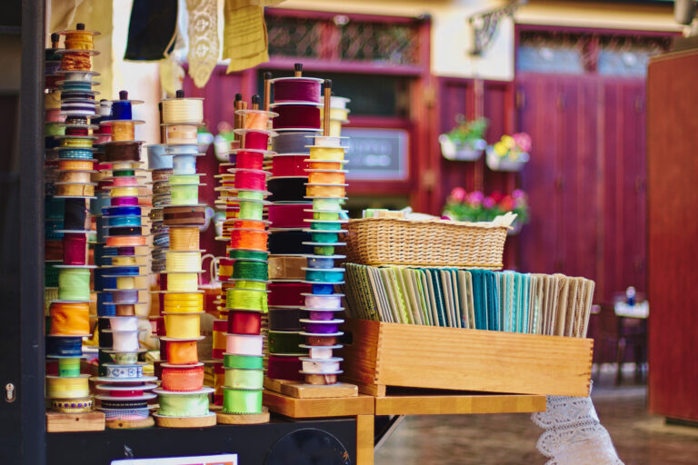 Small,Haberdashery,Shop,In,The,Round,Square,Of,Valencia,,Spain