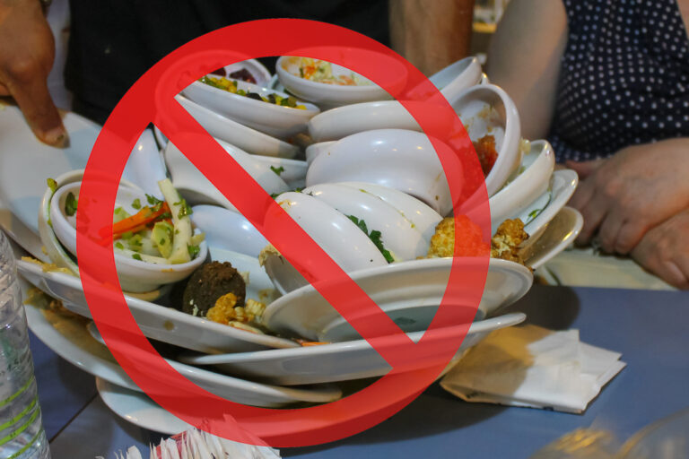 Stop,Dirty,Dishes.,Do,Not,Use,Dirty,Dish.,Prohibiting,Red